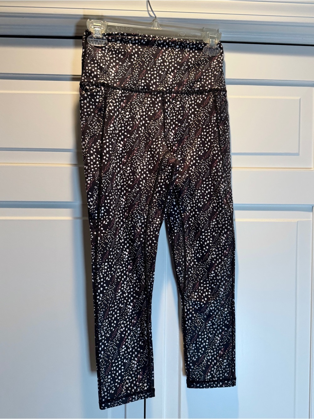 Senita Athletics Skin Shakti Capris - Impressions Print